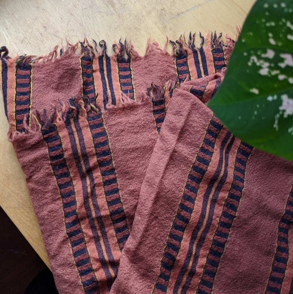 Beautiful Wilfred wool scarf